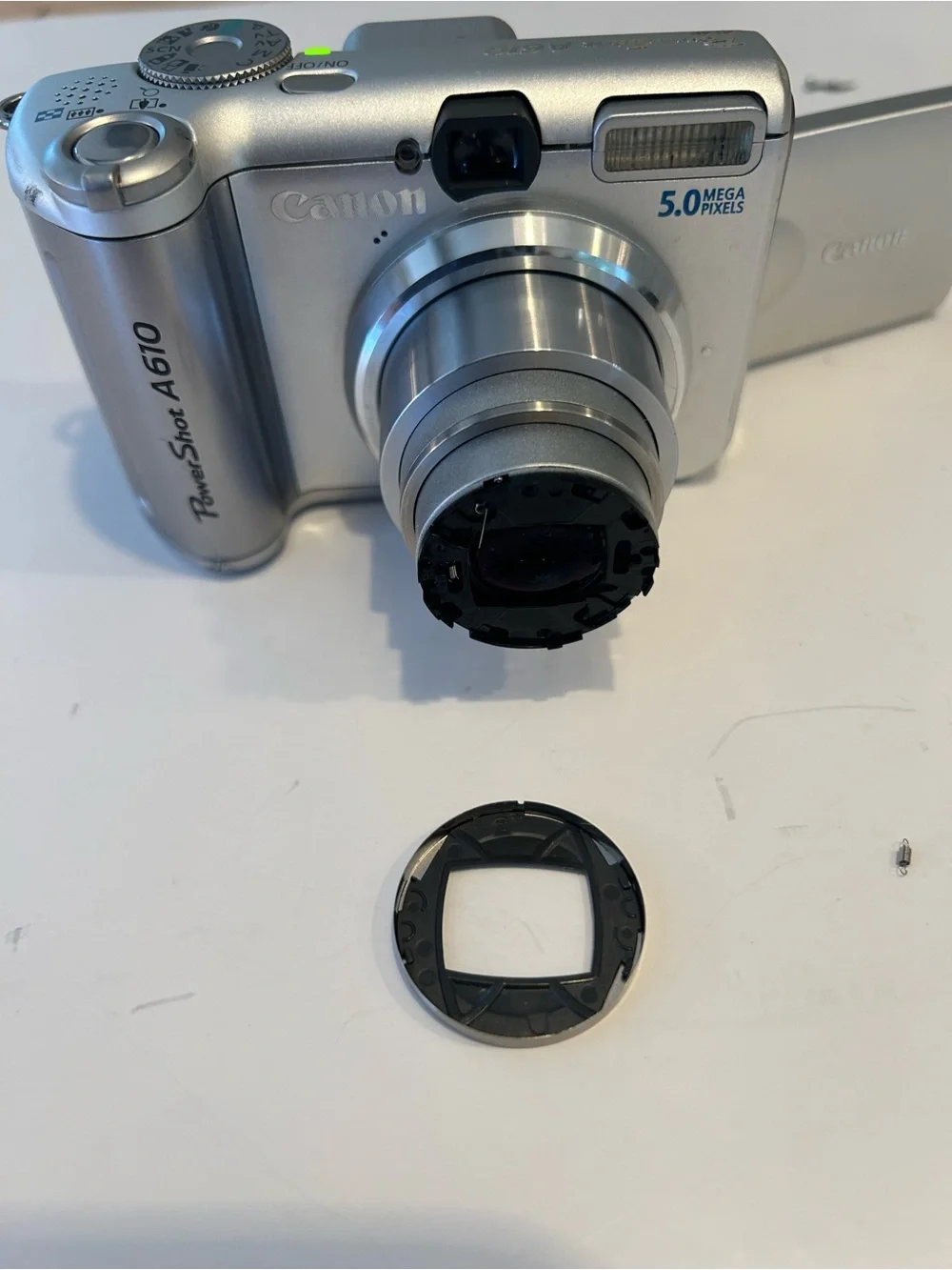 Canon Silver PowerShot A610 Compact Camera with Extended Zoom
